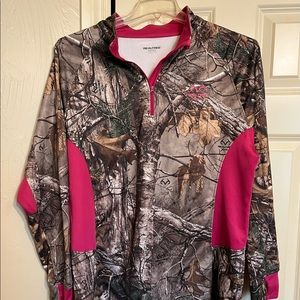 Realtree Camo/Pink Women’s Pullover
